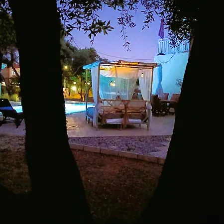 Sti Physi Holiday home *