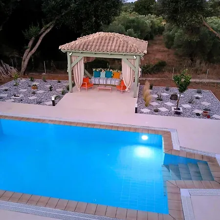 Sti Physi Holiday home Keramiai